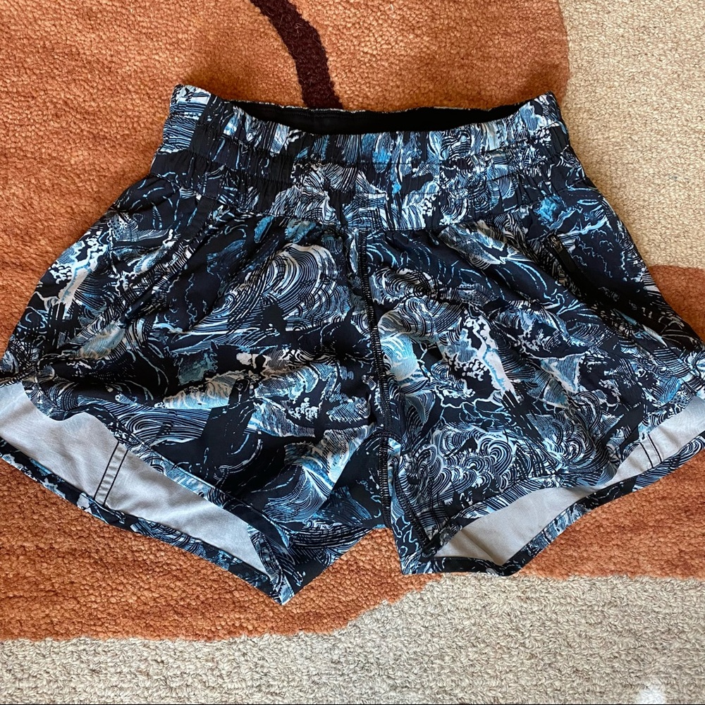 Lululemon Patterned Short